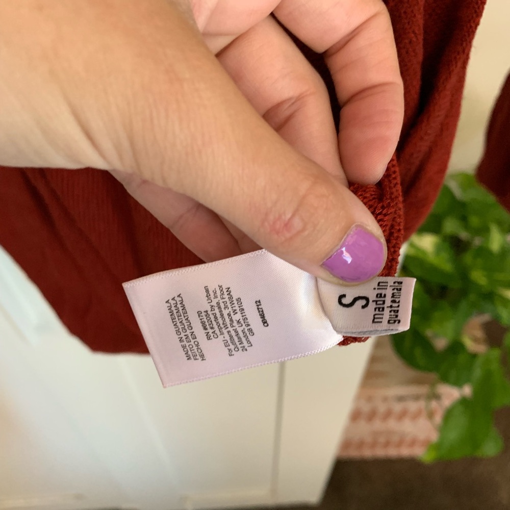 ANTHROPOLOGIE ⛵️flowy cozy rust color wrap sweater - Picture 4 of 5